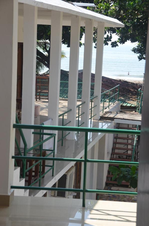 Arya Homestay Bougain Villa Гокарна Екстер'єр фото